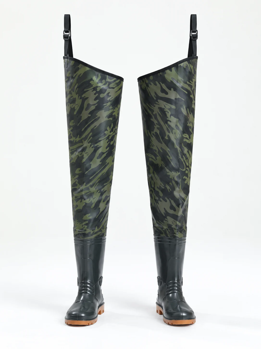 T-Rain Patterned hip waders, Camouflage · Dark boots — Front view